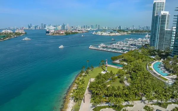 Aerial view of South Beach and South Pointe Park